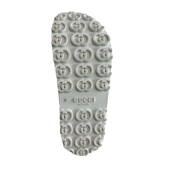 GUCCI WOMEN'S SLIDE SANDAL WITH INTERLOCKING G - Picture 8 of 8